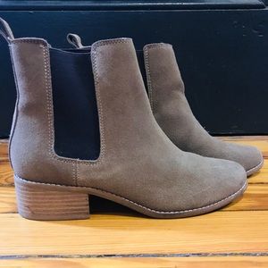 Gap Ankle Suede Beige Tan Booties
